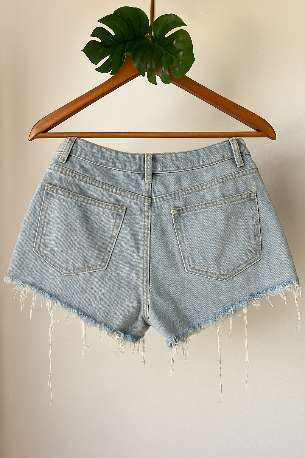 ♥︎ Vintage Ripped Denim Shorts