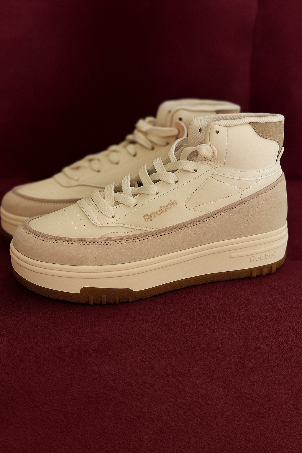 Beige Mid-top Sneakers Reebok