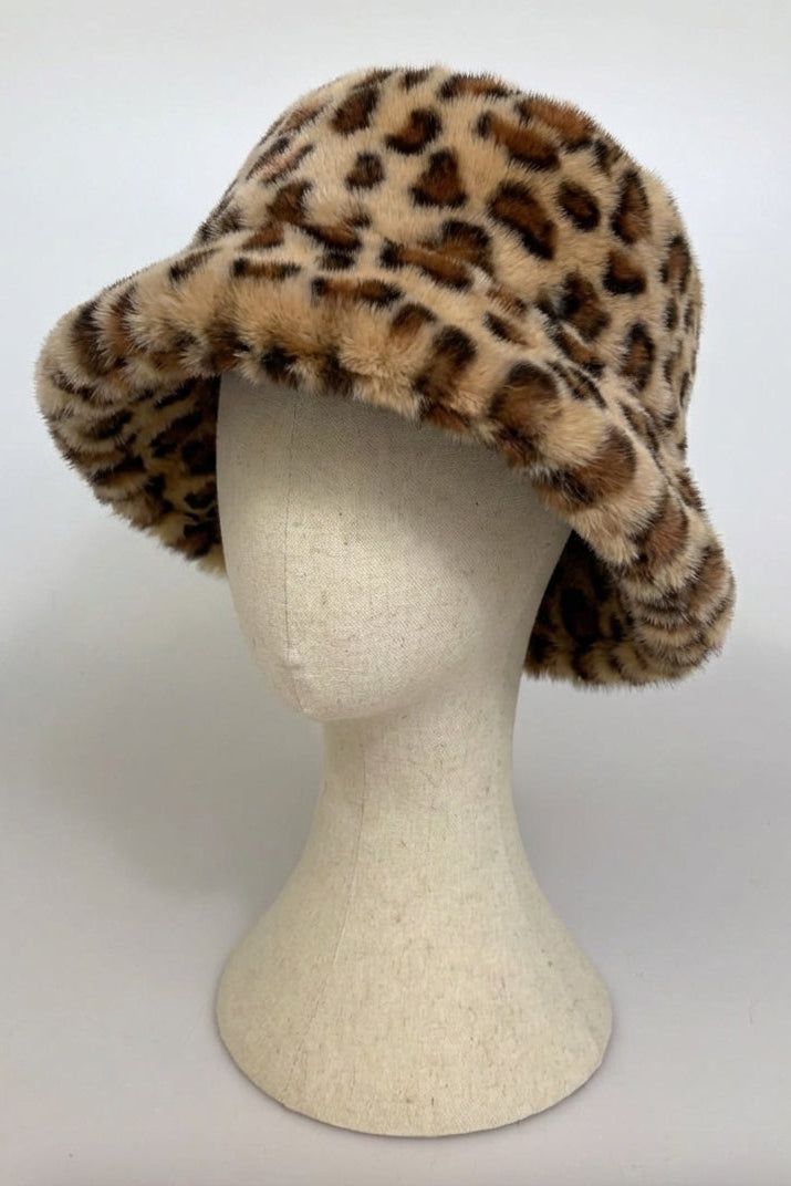Fluffy Leopard Bucket